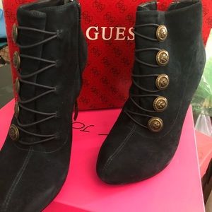Guess. dark blue beautiful suede new w/box booties